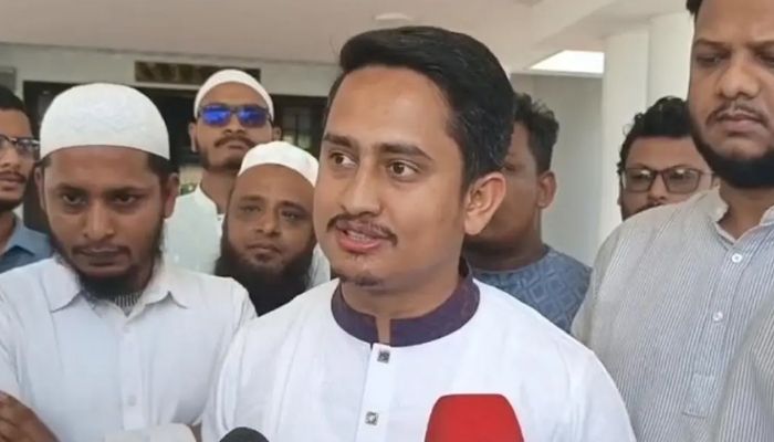 বিএনপির বর্তমান অবস্থা ব্রেইনলেস আওয়ামী লীগের মতো : সারজিস আলম
